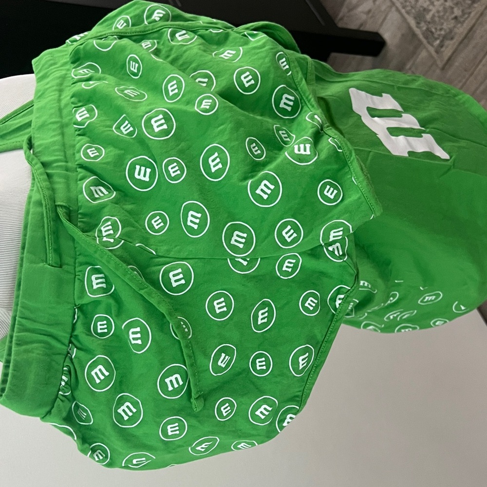 Green M&M PJs medium - Picture 2 of 3